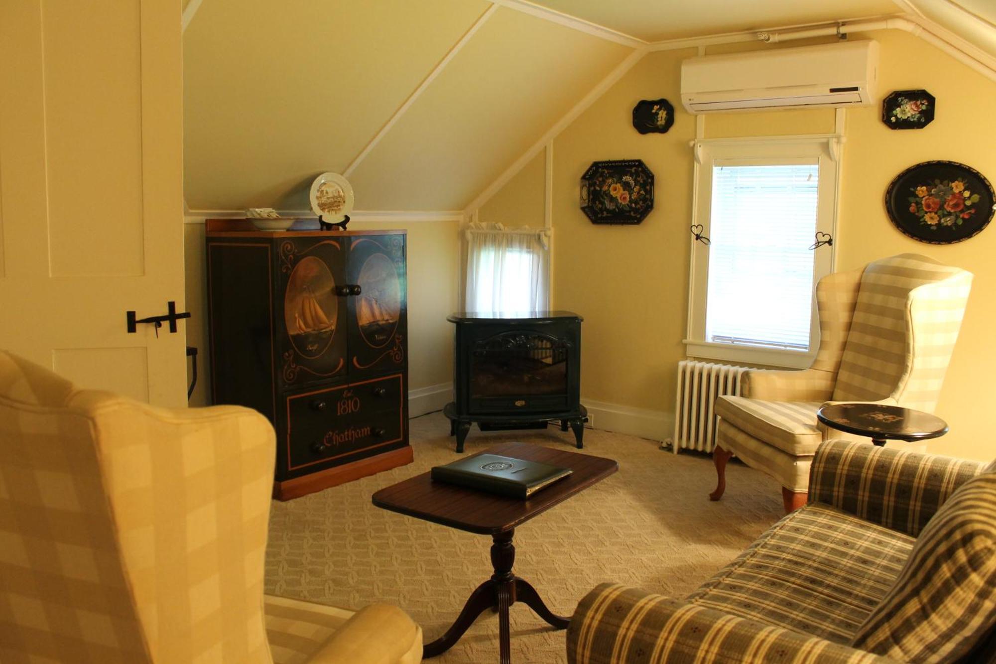 Captain'S House Inn Chatham Room photo